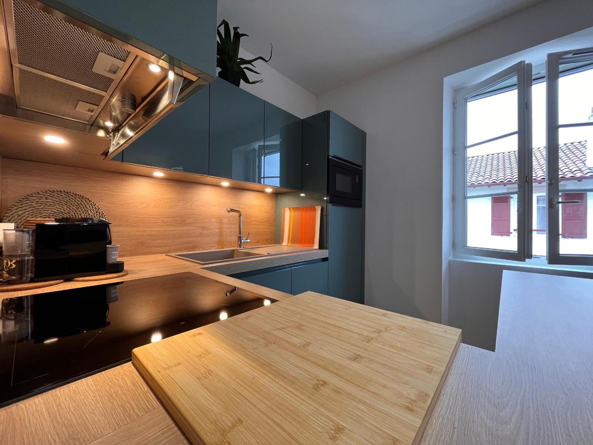 Appartement Lumineux 3 Pieces Pres Des Halles Et De La Plage, Wifi, Clim, Parkings Proches - Fr-1-239-910 Saint-Jean-de-Luz Buitenkant foto
