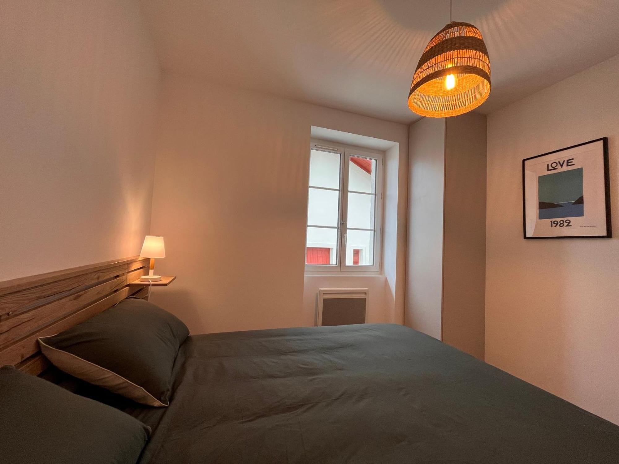 Appartement Lumineux 3 Pieces Pres Des Halles Et De La Plage, Wifi, Clim, Parkings Proches - Fr-1-239-910 Saint-Jean-de-Luz Buitenkant foto