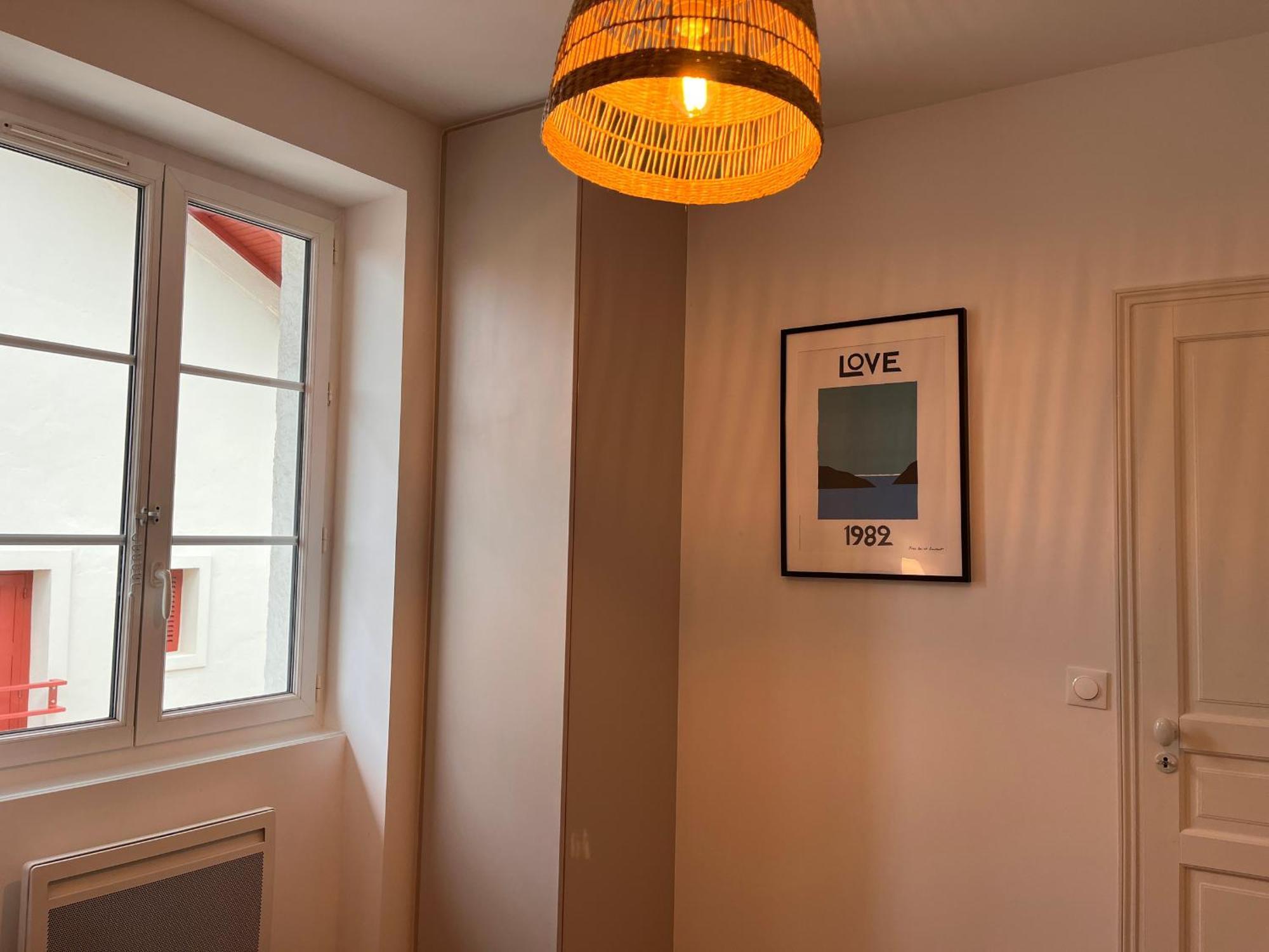 Appartement Lumineux 3 Pieces Pres Des Halles Et De La Plage, Wifi, Clim, Parkings Proches - Fr-1-239-910 Saint-Jean-de-Luz Buitenkant foto